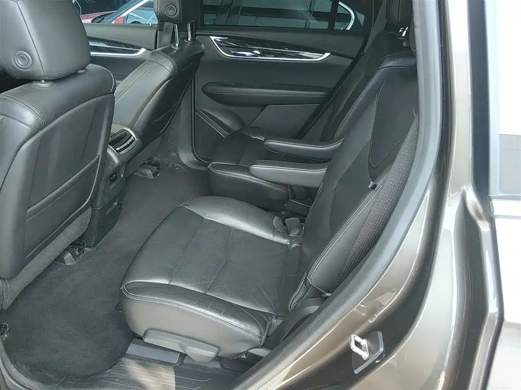 Cadillac XT6 2020 28T 6-Seater Luxury Model фото 17