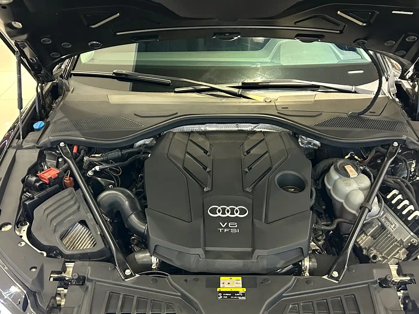 Audi A8 2021 A8L 50 TFSI quattro Comfort фото 30
