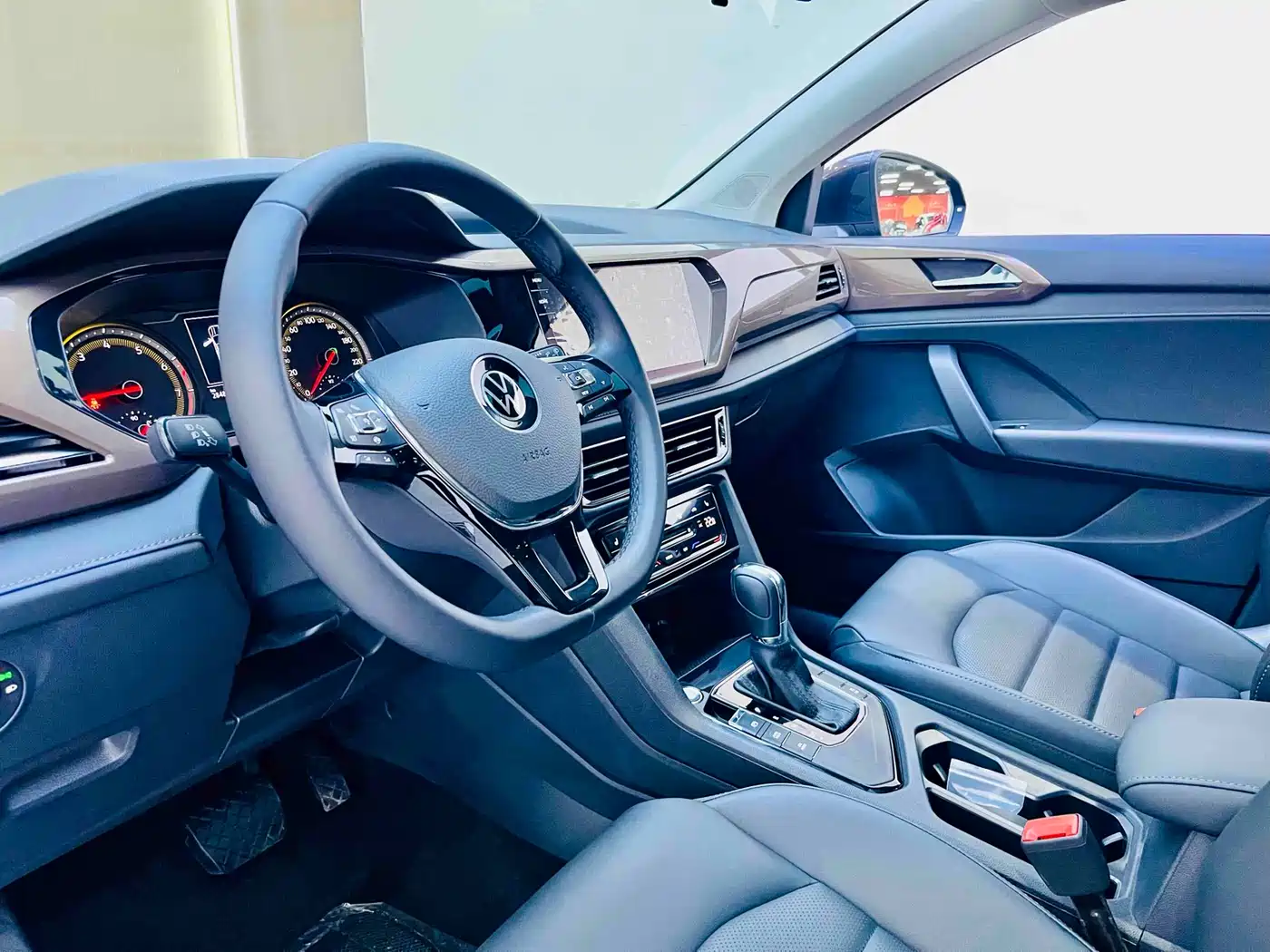 Volkswagen Tharu 2021 280TSI 2WD Luxury Plus фото 5