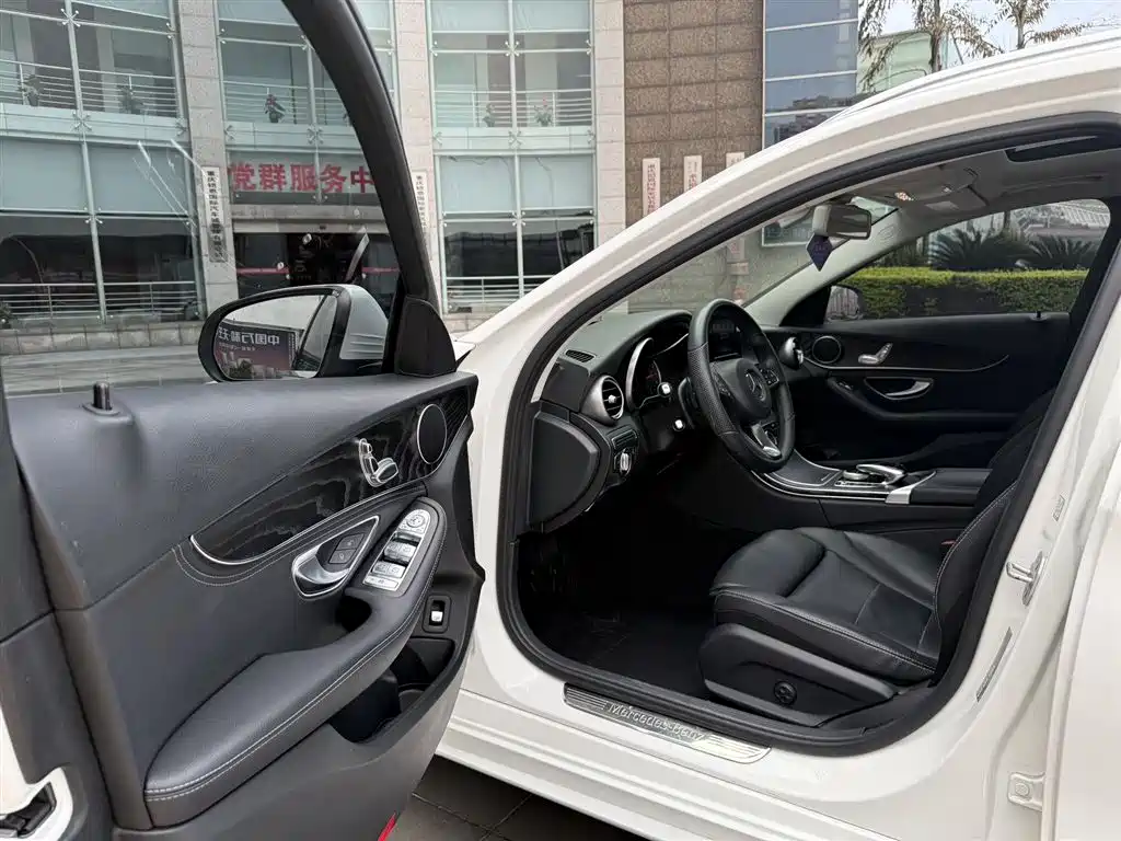 Mercedes-Benz C-Class (Import) 2015 C 200 Estate фото 4