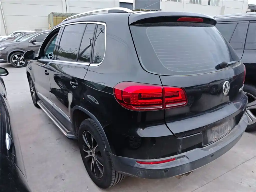 Volkswagen Tiguan 2015 1.8TSI Automatic 2WD Highline фото 5