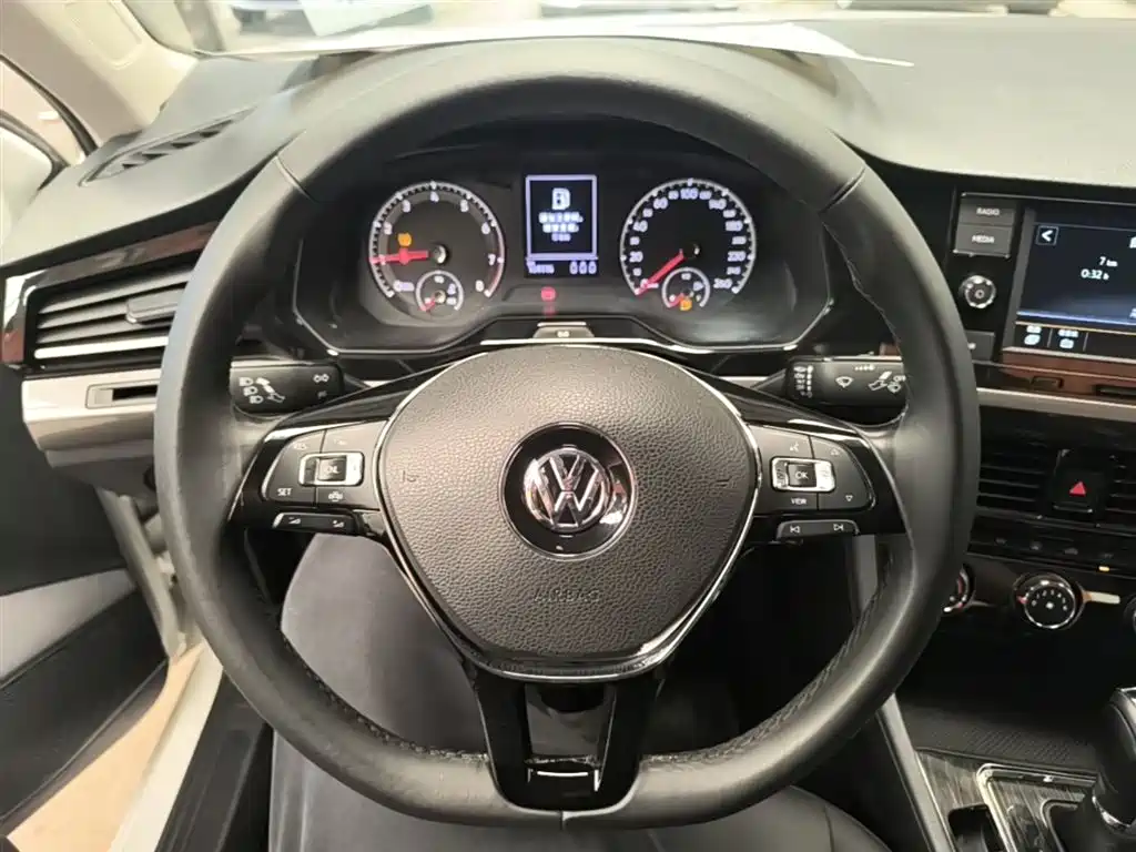 Volkswagen Bora 2019 Facelift 1.5L Automatic Comfort China V фото 11