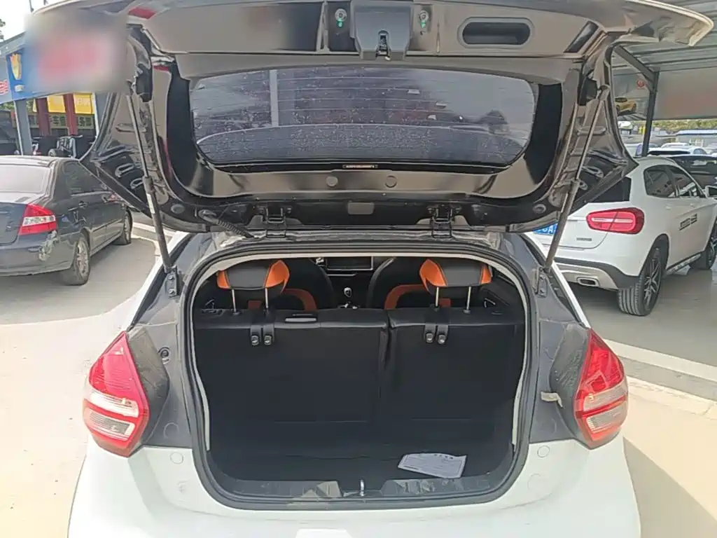Geely Yuanjing X1 2018 2017 1.3L Auto Player Edition