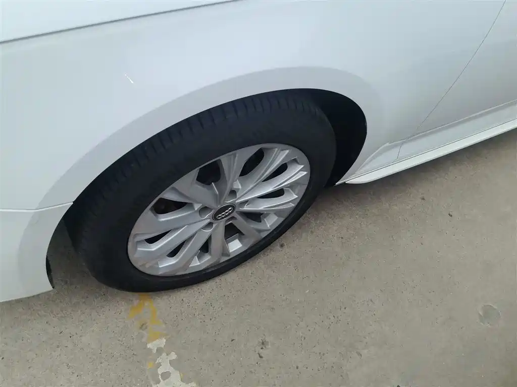 Audi A4L 2019 40 TFSI Progressive (China VI) фото 25