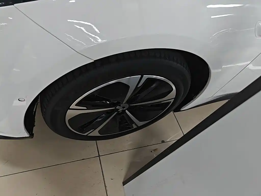 Фото 23 - NIO ET5T