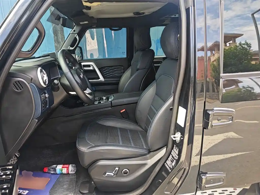 BAIC ORV Beijing Offroad BJ40 2024 2.0T Urban Hunter Glory Edition фото 15