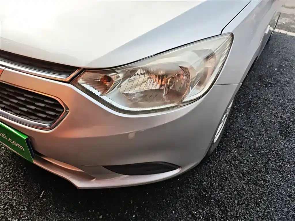 Chevrolet Sail 2015 Sail 3 1.3L AMT Ideal Edition фото 18