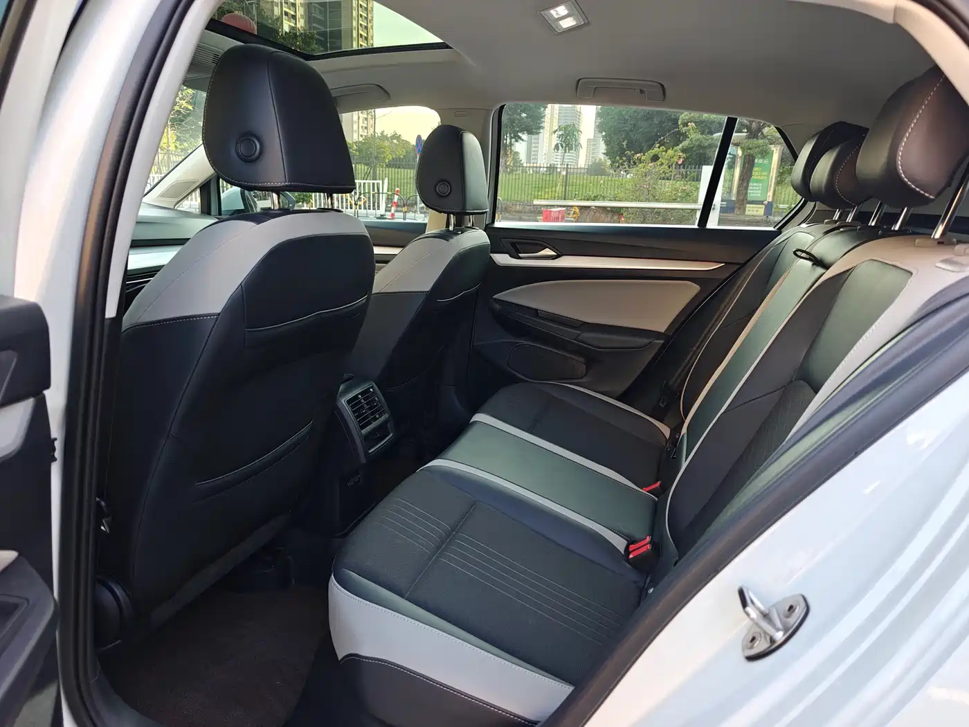 Volkswagen Golf 2021 280TSI DSG Pro фото 5