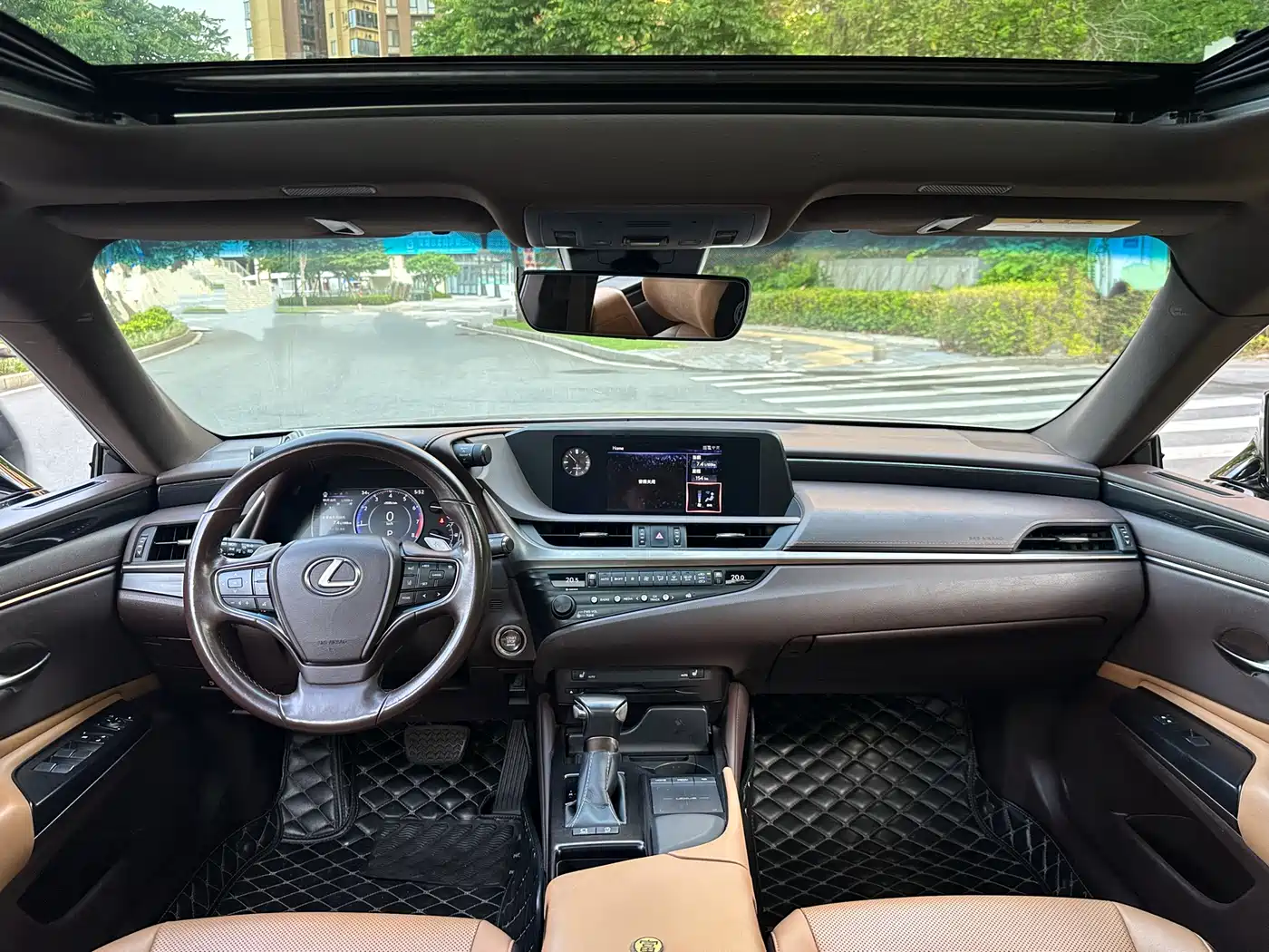 Lexus ES 2020 200 Excellence фото 9