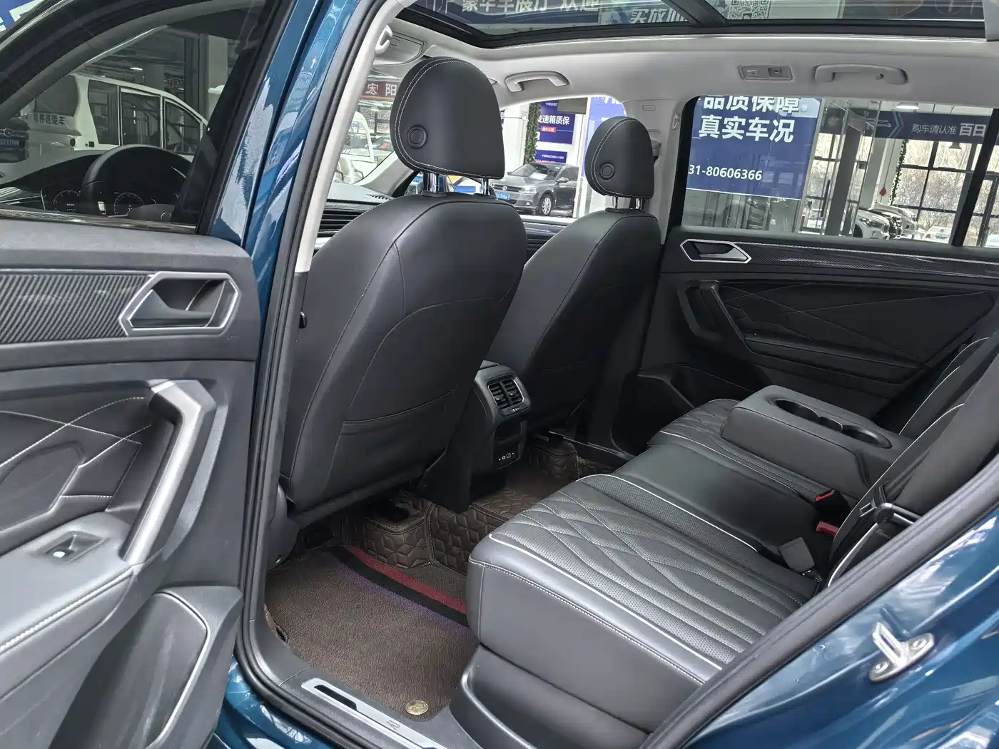Volkswagen Tiguan L 2022 330TSI Auto 2WD R-Line Premium Edition фото 10