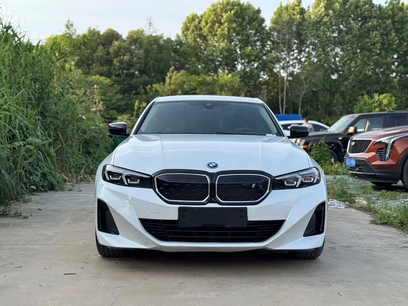 BMW i3 2024 eDrive 40 L Night Sport Package фото 2