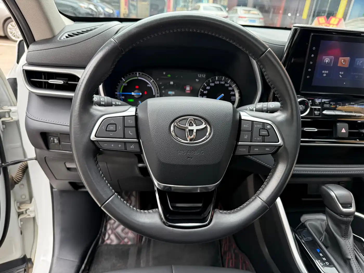 Toyota Highlander 2023 2.5L Smart Hybrid Dual Engine AWD Luxury 7-Seater фото 14