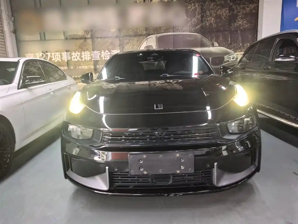 Lynk & Co 03 2019 1.5TD DCT Power Pro Edition China VI фото 3