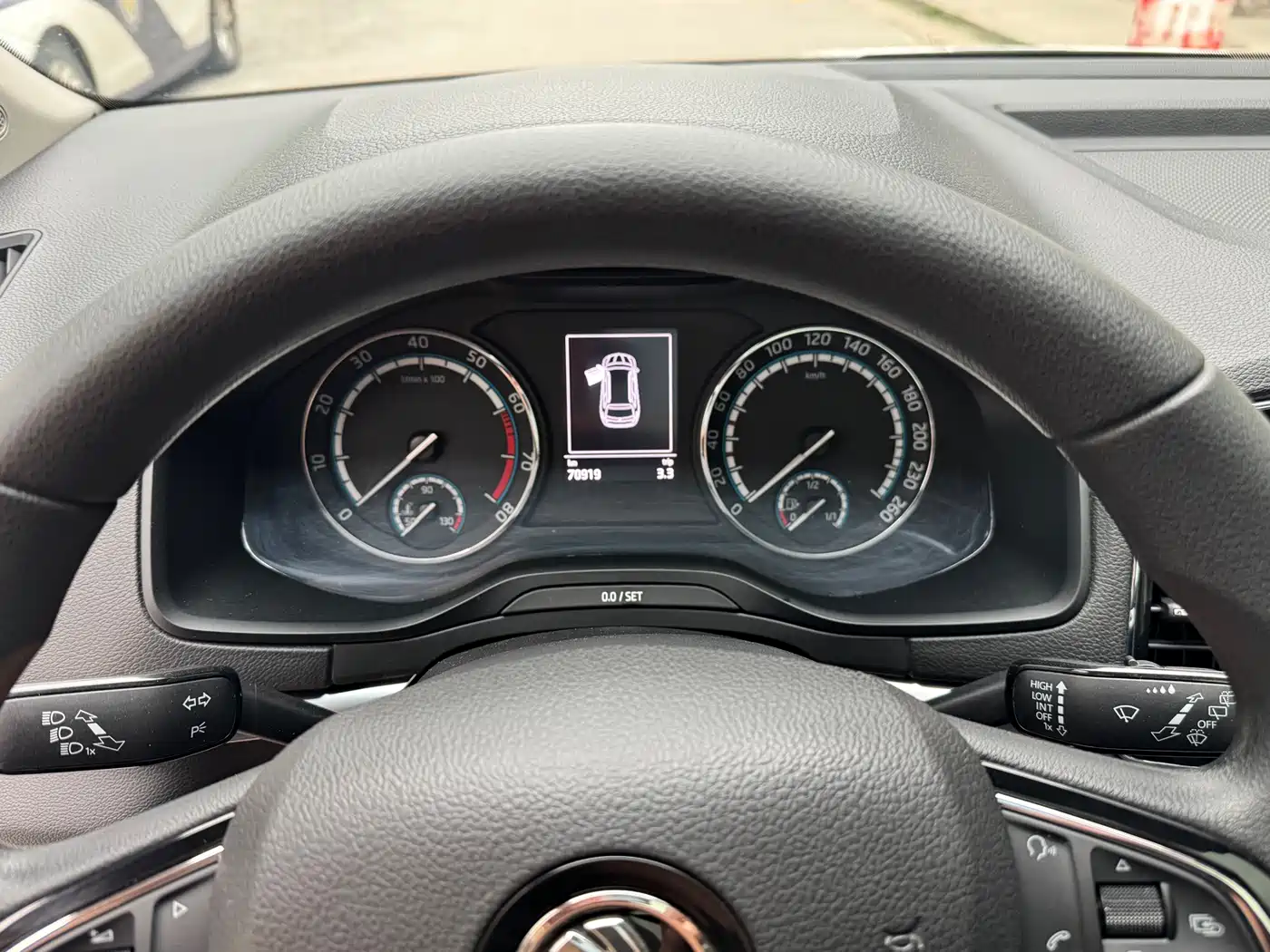 Škoda Karoq 2019 TSI280 Smart Drive Luxury Edition China V фото 9