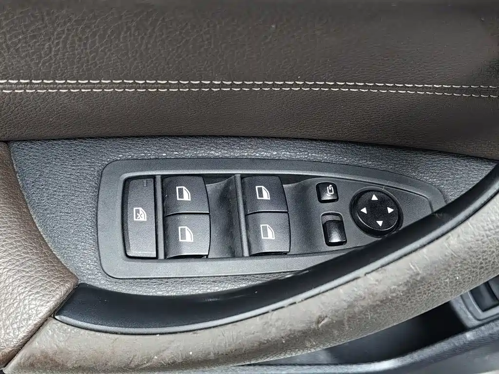 Фото 9 - BMW X1