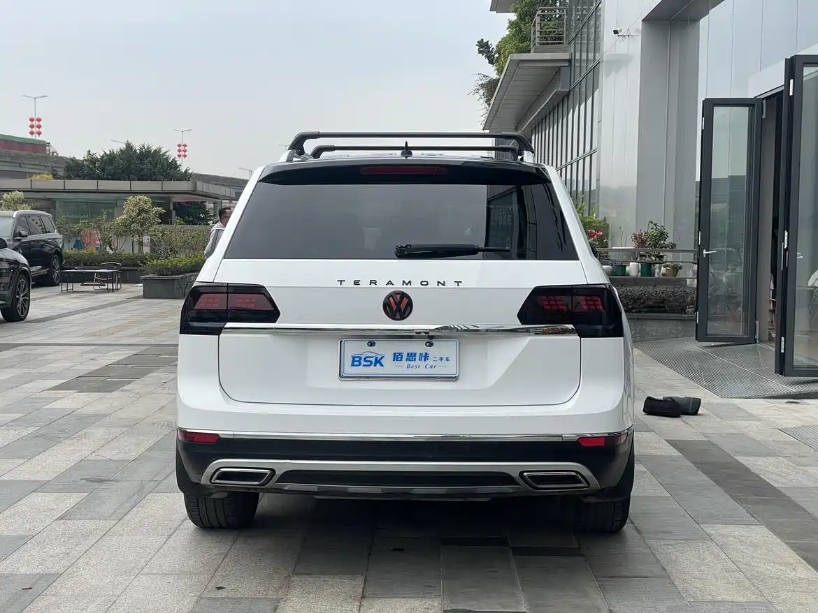 Volkswagen Teramont 2020 380TSI 4WD Luxury Edition China VI фото 10