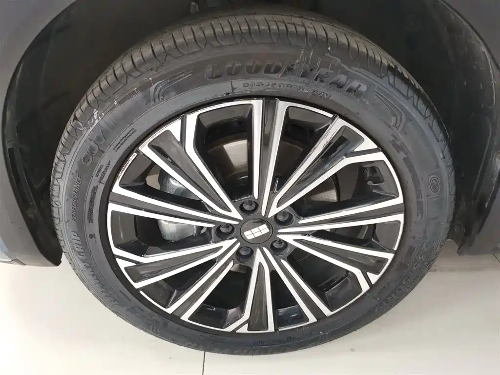 Geely Galaxy Galaxy Starship 7 EM-i 2025 120km Navigation Edition фото 23