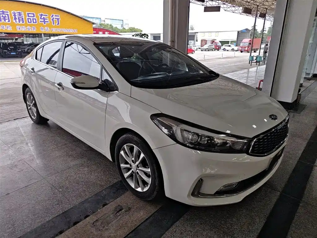 KIA K3