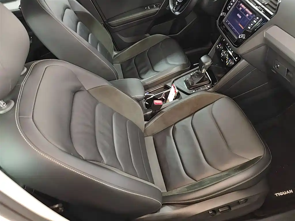 Volkswagen Tiguan L 2018 330TSI Automatic 2WD Comfort Edition фото 25