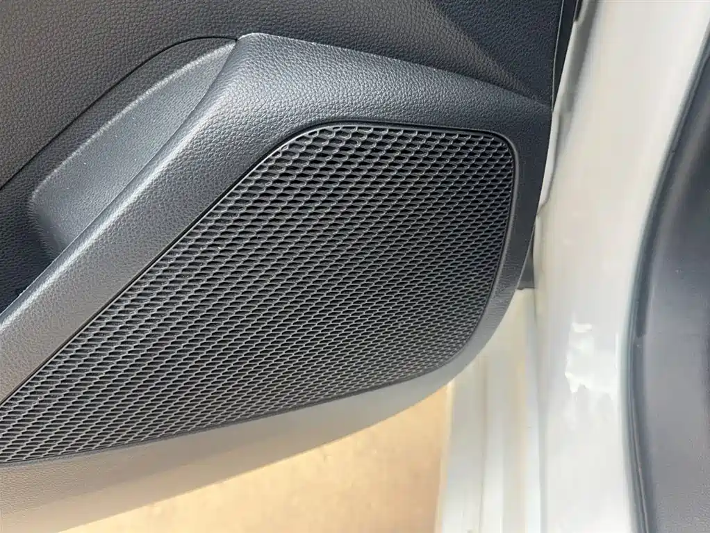Toyota Corolla 2022 1.2T S-CVT Pioneer PLUS Edition фото 2