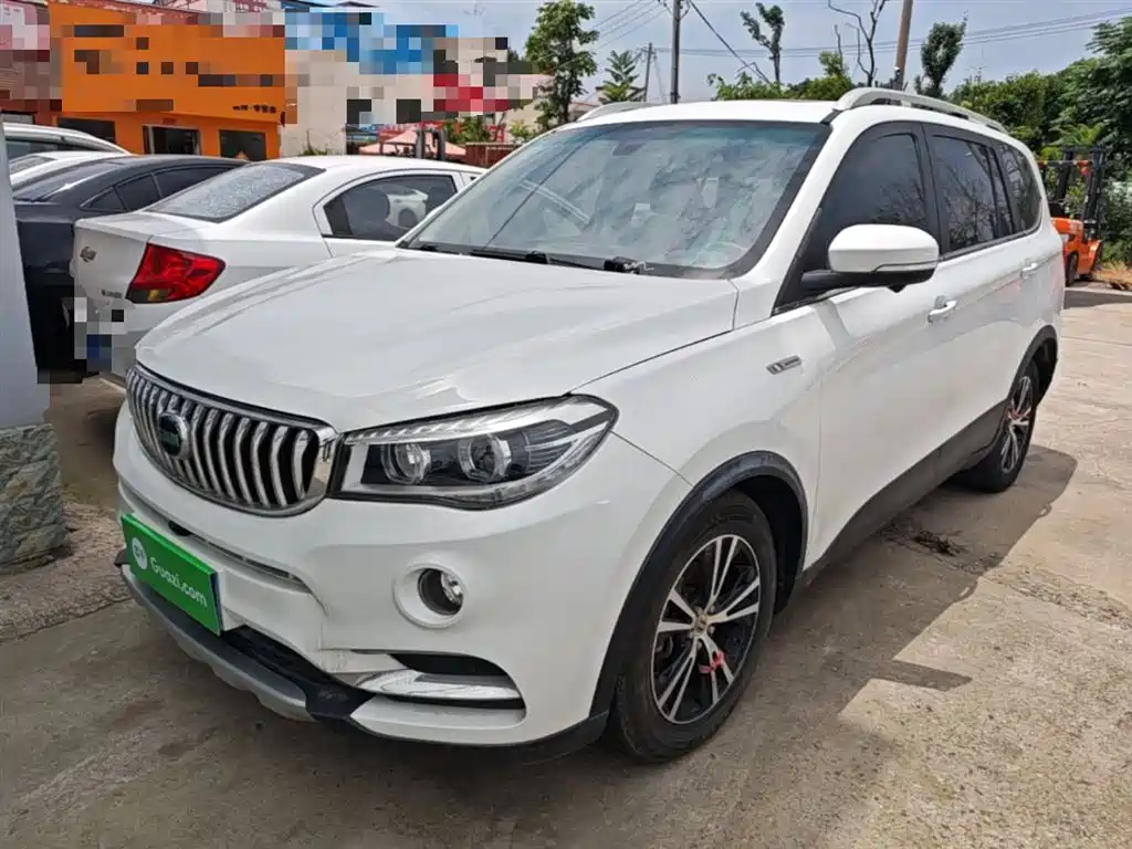 SWM Motor SWM X7 2020 2020 2.0L Manual Comfort 7-seater