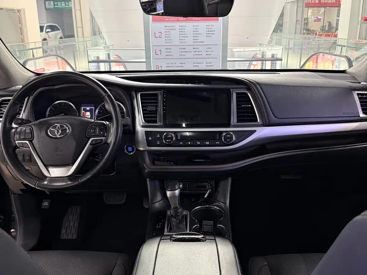 Toyota Highlander 2018 2.0T 4WD Luxury 7-seater (China V) фото 6