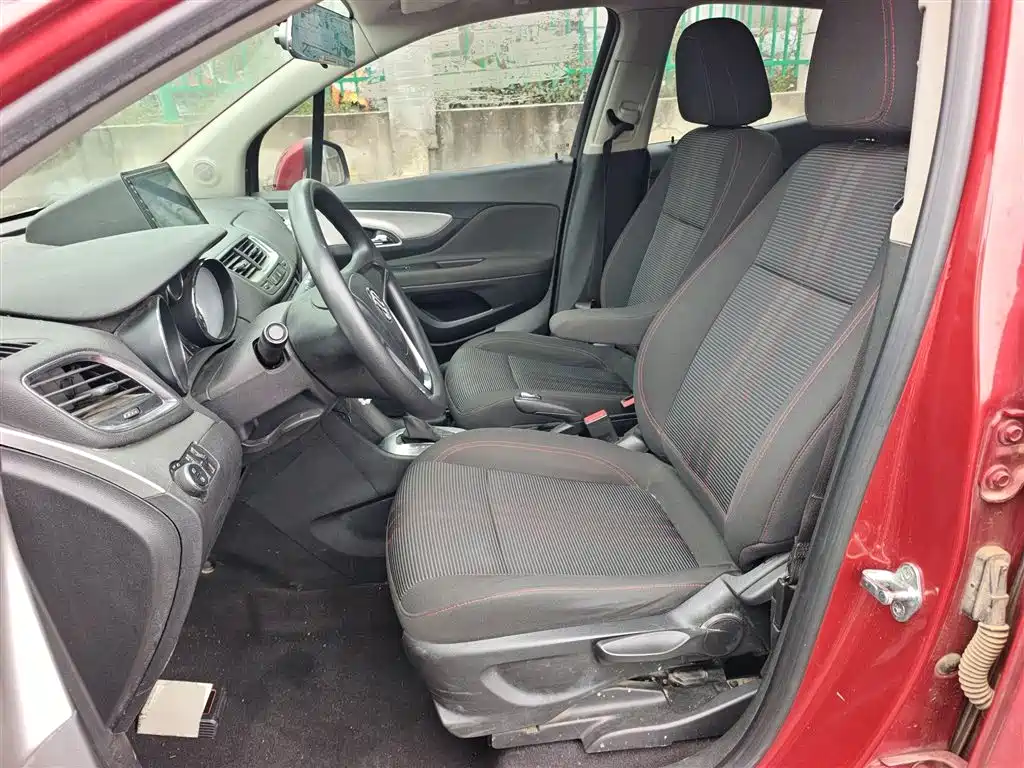 Buick Encore 2015 1.4T Automatic 2WD Urban Elite фото 11