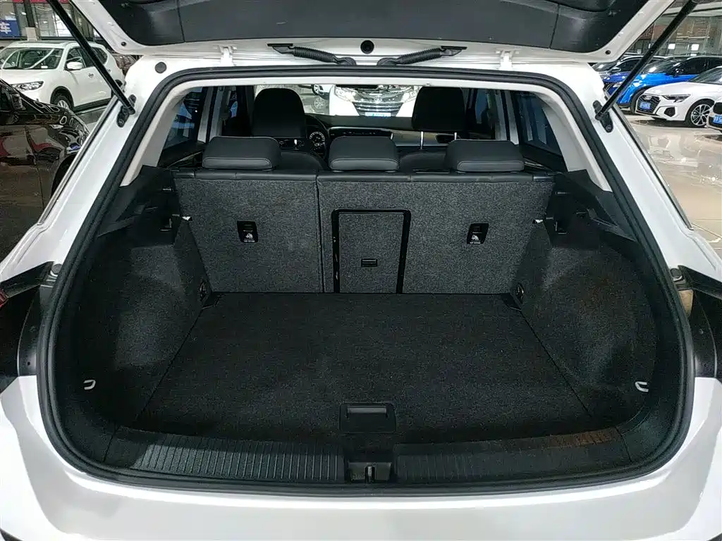 Volkswagen T-ROC 2022 280TSI DSG 2WD Elite PLUS фото 15
