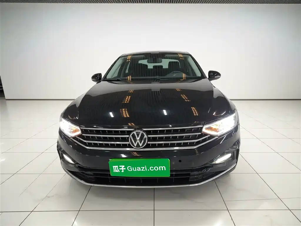 Volkswagen Magotan 2025 Popular Edition 280TSI DSG Comfort фото 3