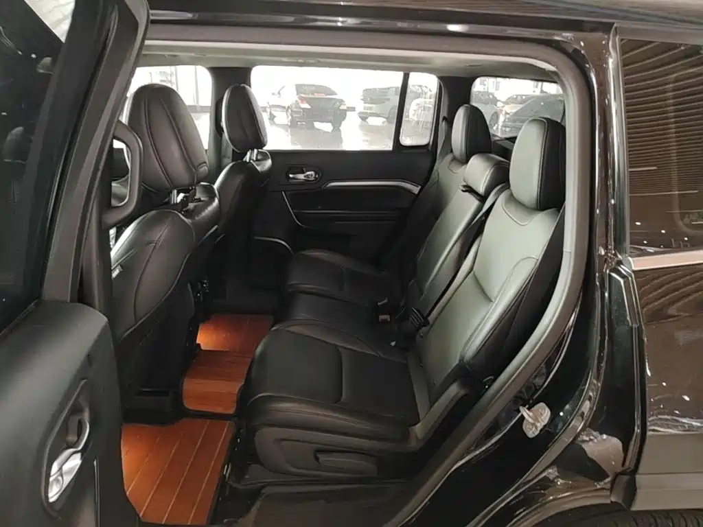 Jeep Commander 2018 2018 2.0T 2WD Advance Version China V
