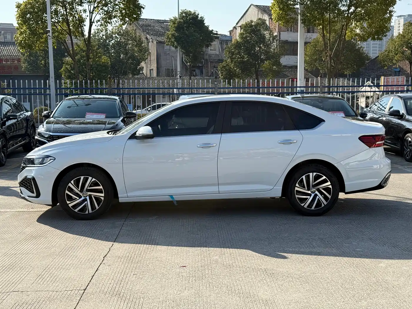 Volkswagen Lavida 2024 Model 1.5L Automatic Starlight 5 Million Edition фото 4