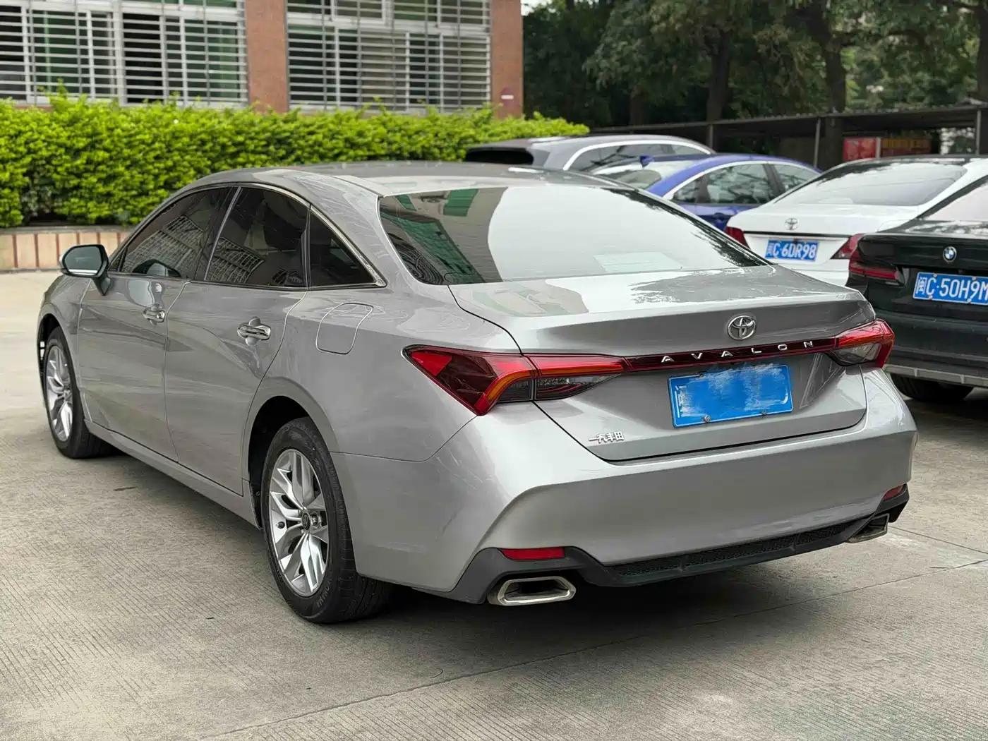 Toyota Avalon 2019 2.0L Luxury Edition (China VI) фото 7