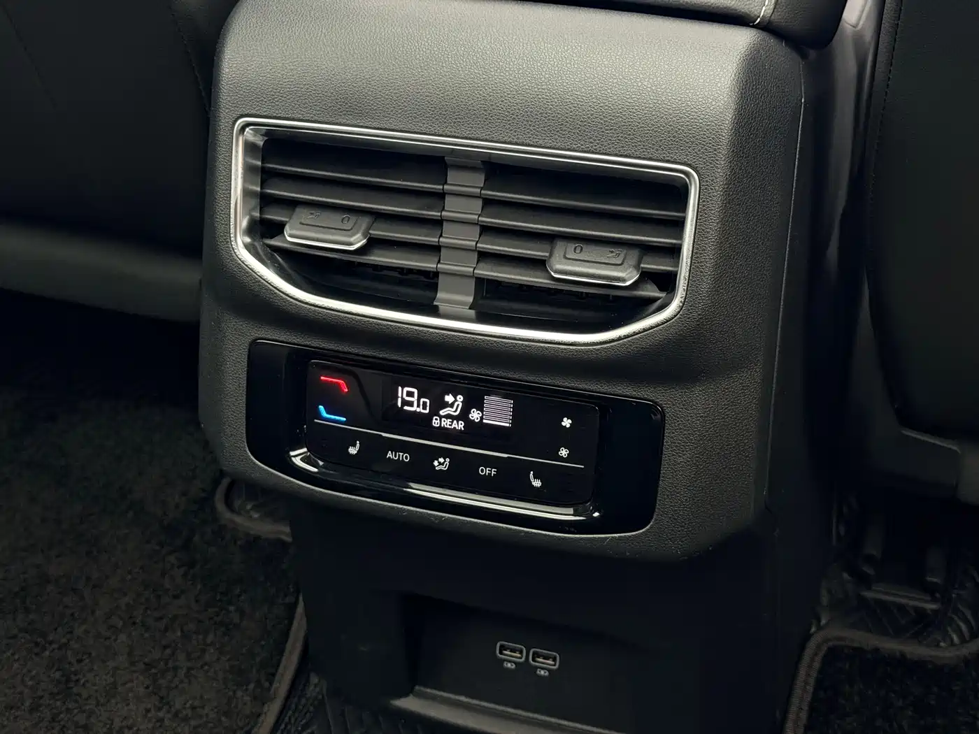 Volkswagen Talagon 2022 380TSI 4WD Luxury Premium Pro Edition 6-seater фото 19