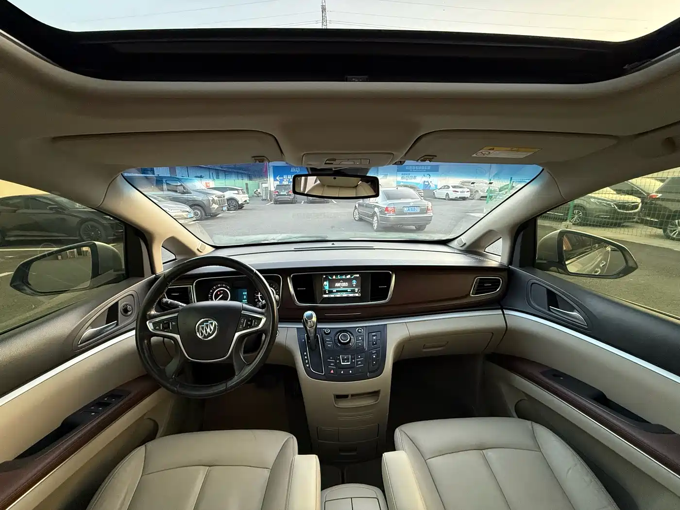 Buick GL8 2018 28T Luxury Model China VI фото 4