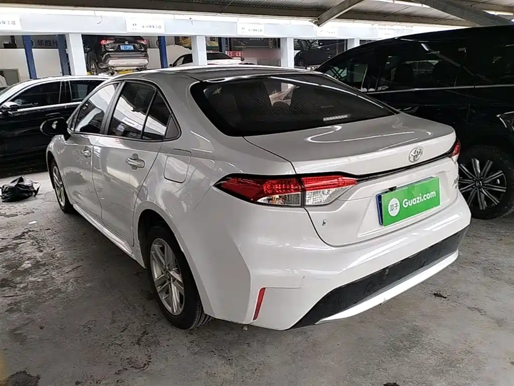 Toyota Levin 2021 185T CVT Progressive Edition фото 5