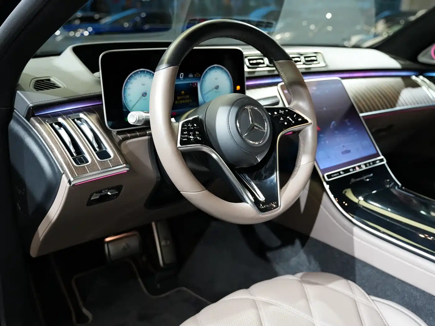 Mercedes-Benz Maybach S-Class 2022 S 680 4MATIC Craftsmanship Limited Launch Edition фото 12