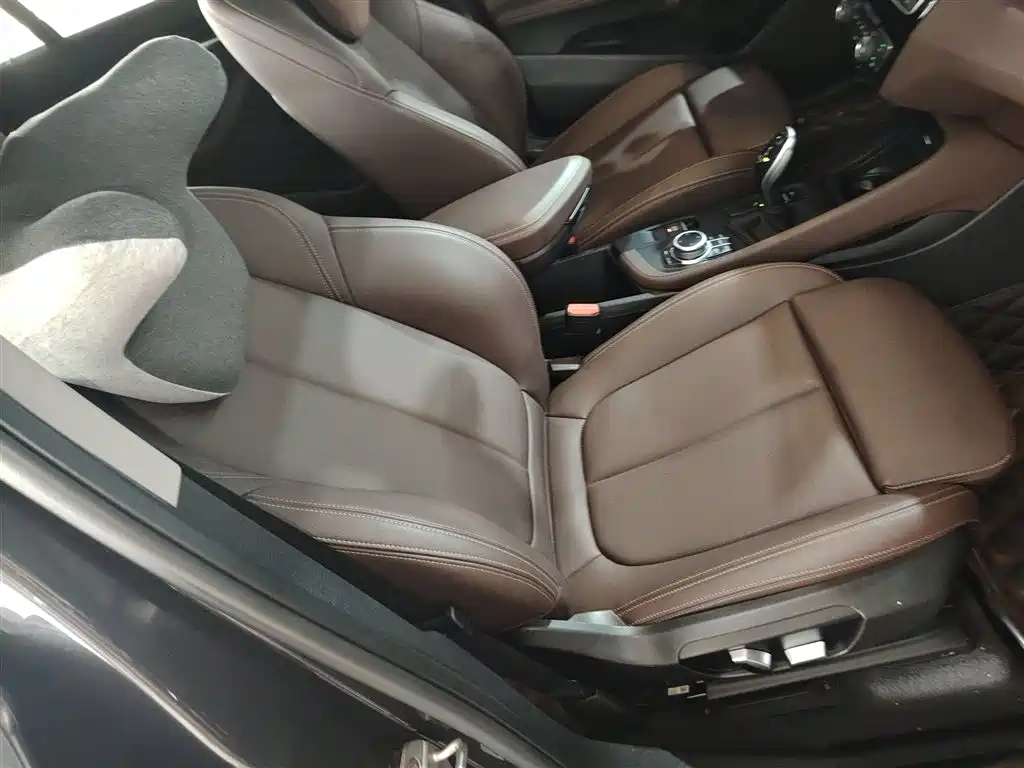 BMW X1 2021 sDrive25Li Leading фото 25