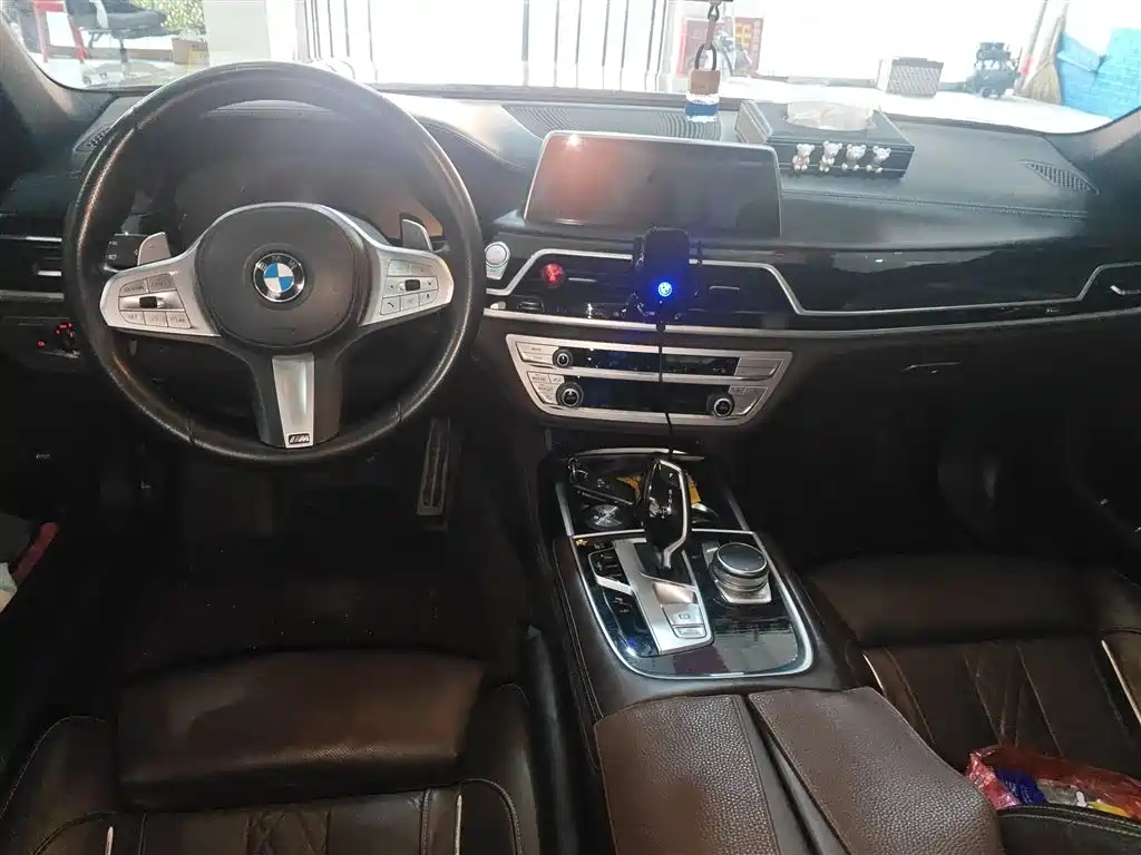 BMW 7 Series 2019 Facelift 730Li M Sport Package фото 6