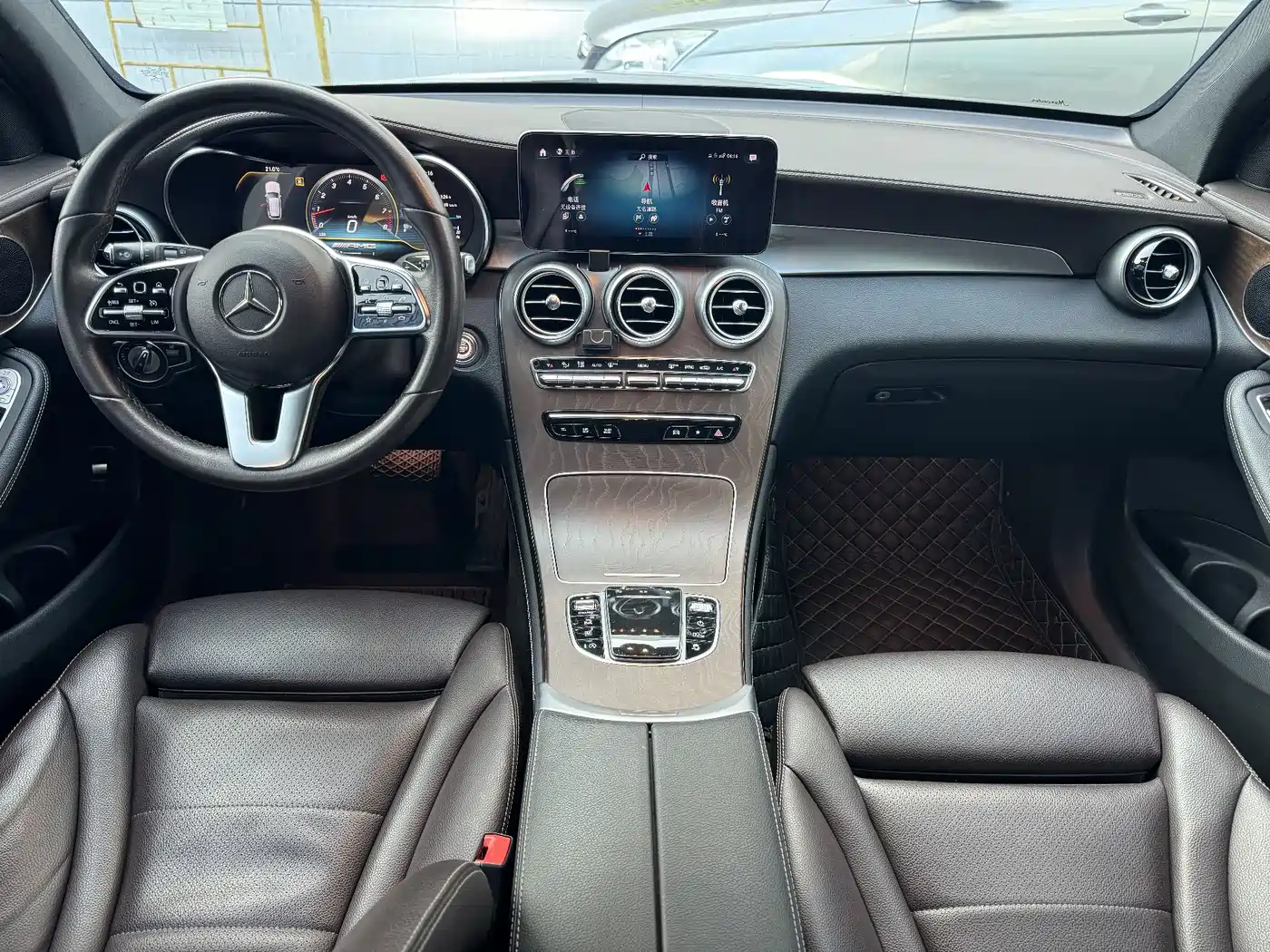 Mercedes-Benz GLC 2020 GLC 260 L 4MATIC Luxury фото 7