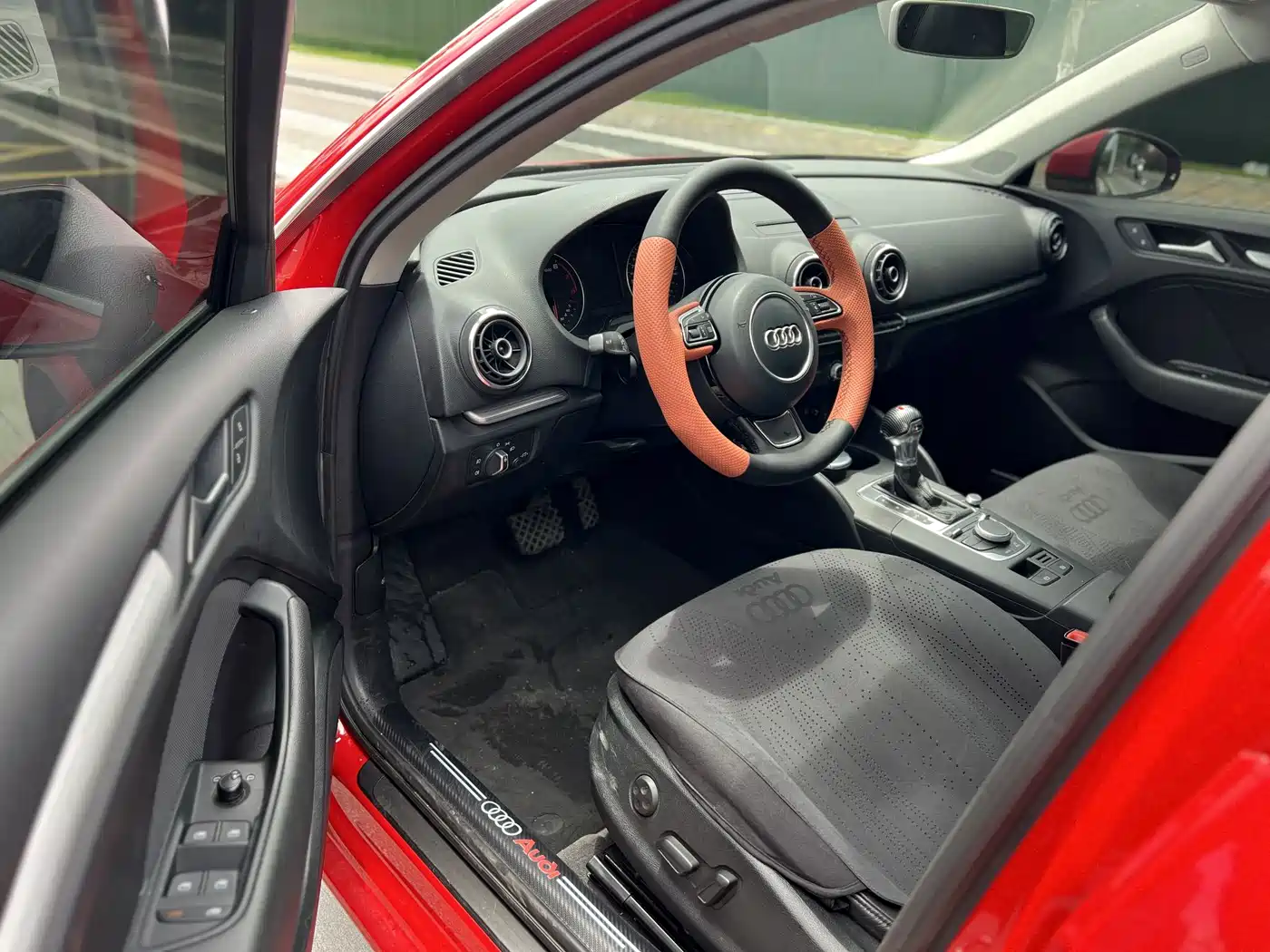 Audi A3 2015 Sportback 35 TFSI Millionth Anniversary Intelligent Leader Type фото 4