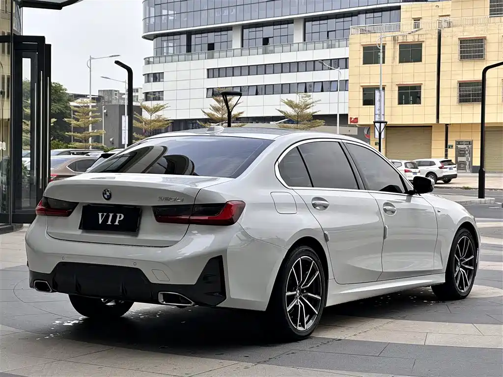 BMW 3 Series 2024 320Li M Sport Package фото 23