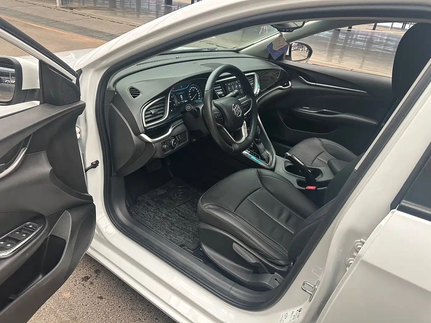 Buick Excelle 2019 18T Auto Connected Elite China VI фото 14