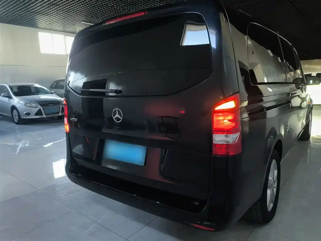 Mercedes-Benz Vito 2016 2.0T Business Edition фото 4