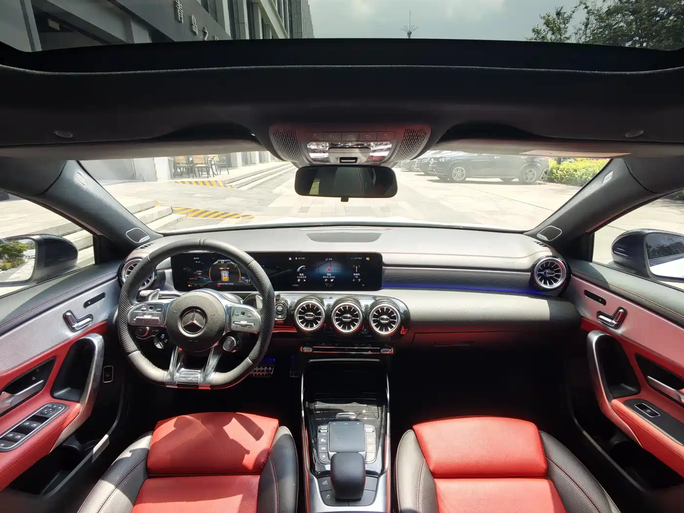 Mercedes-Benz A-Class AMG 2023 Model Year AMG A 35 L 4MATIC фото 19