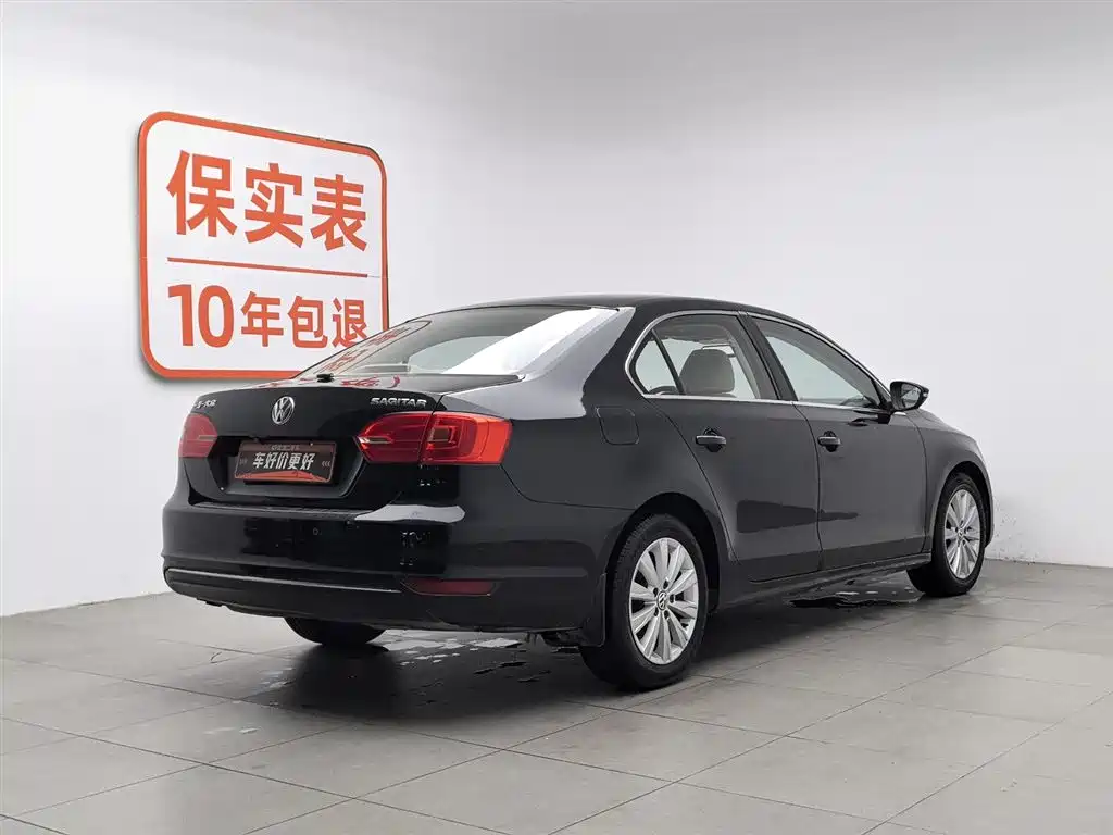 Volkswagen Sagitar 2014 1.6L Manual Comfort фото 2