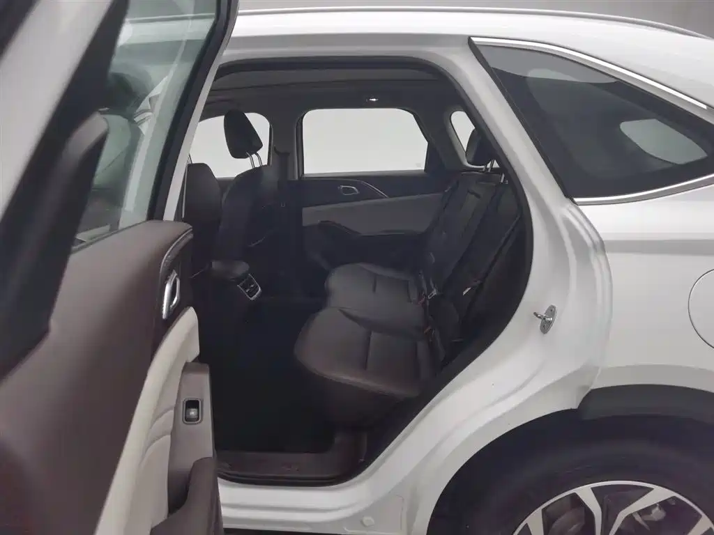 Haval Xiaolong MAX 2023 1.5L Hi4 105 4WD Pilot Edition фото 15