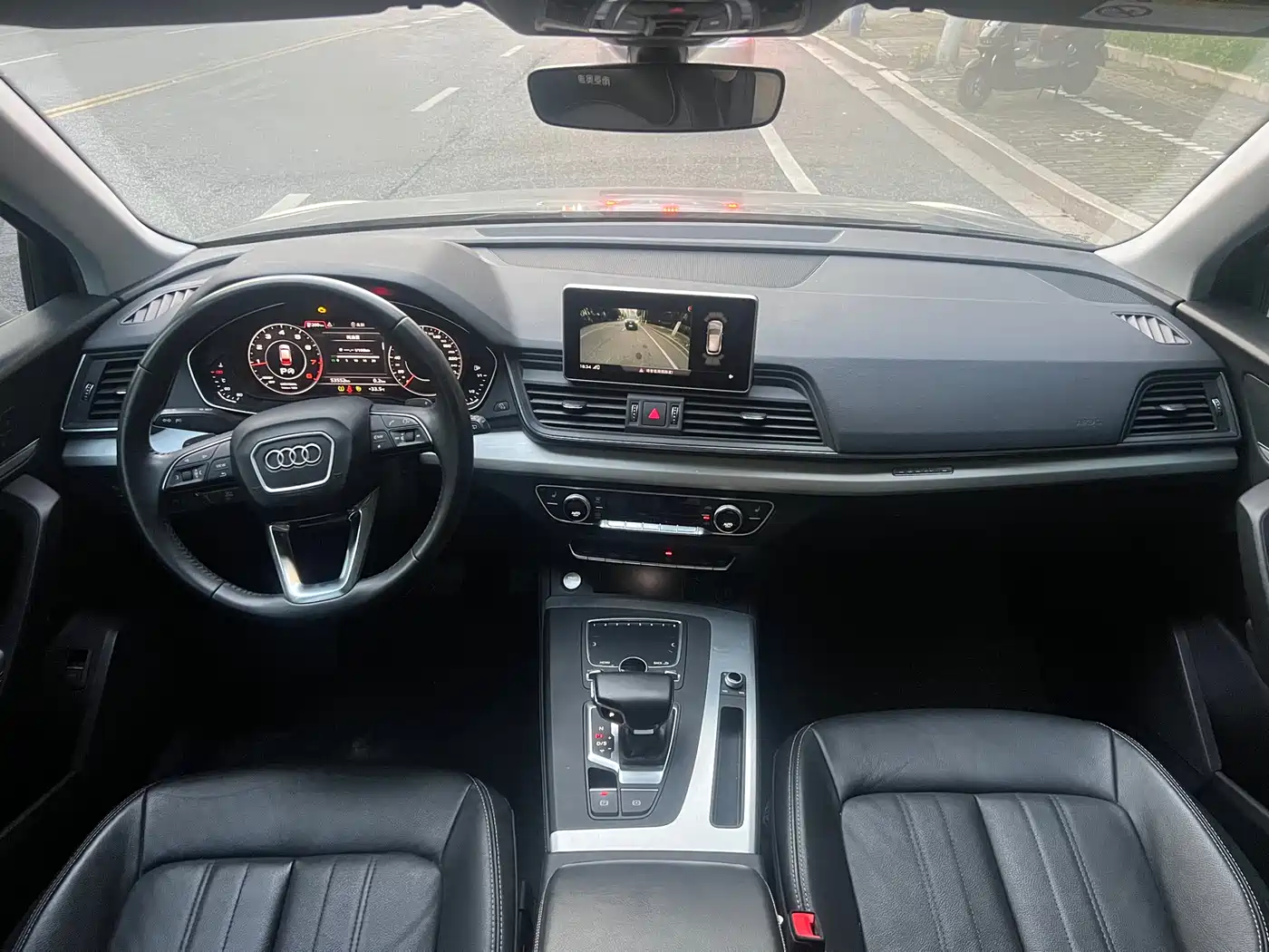 Audi Q5L 2020 Facelift 40 TFSI Honor Fashion фото 22
