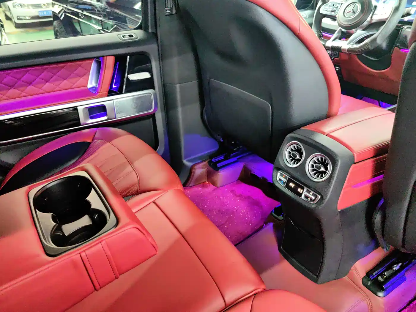Mercedes-Benz G-Class фото 13