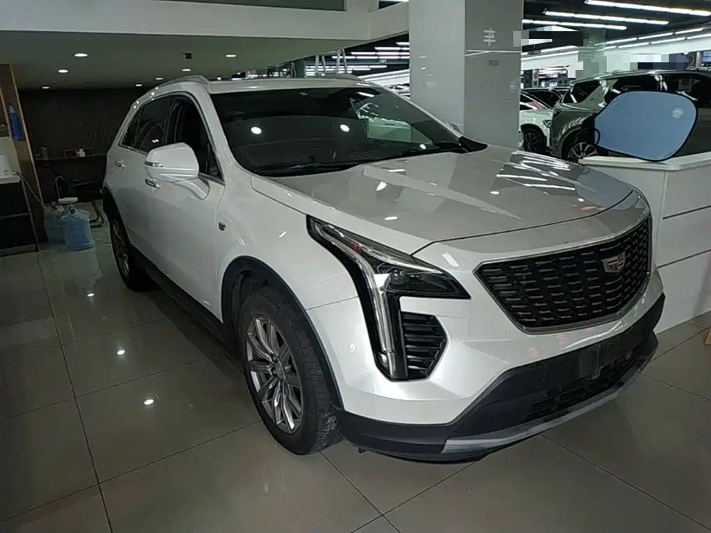 Cadillac XT4 2018 28T FWD Leading Edition фото 4