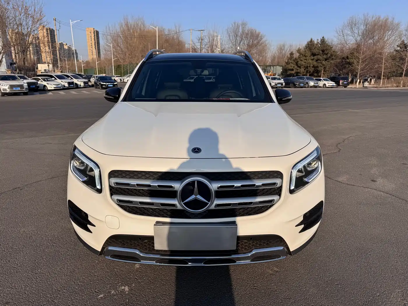 MERCEDES-BENZ GLB